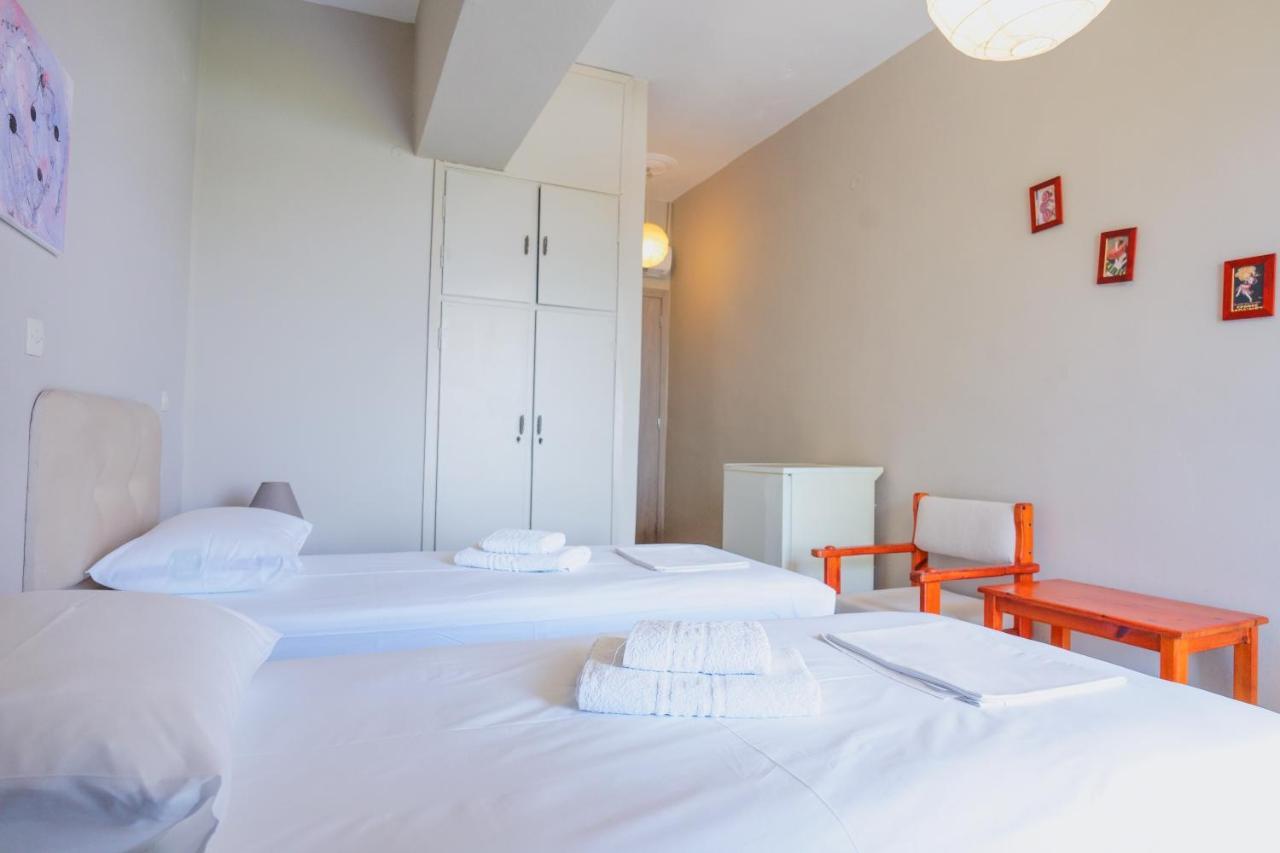 Hotel Korfos - Ξενοδοχείο Κόρφος Renovated エクステリア 写真