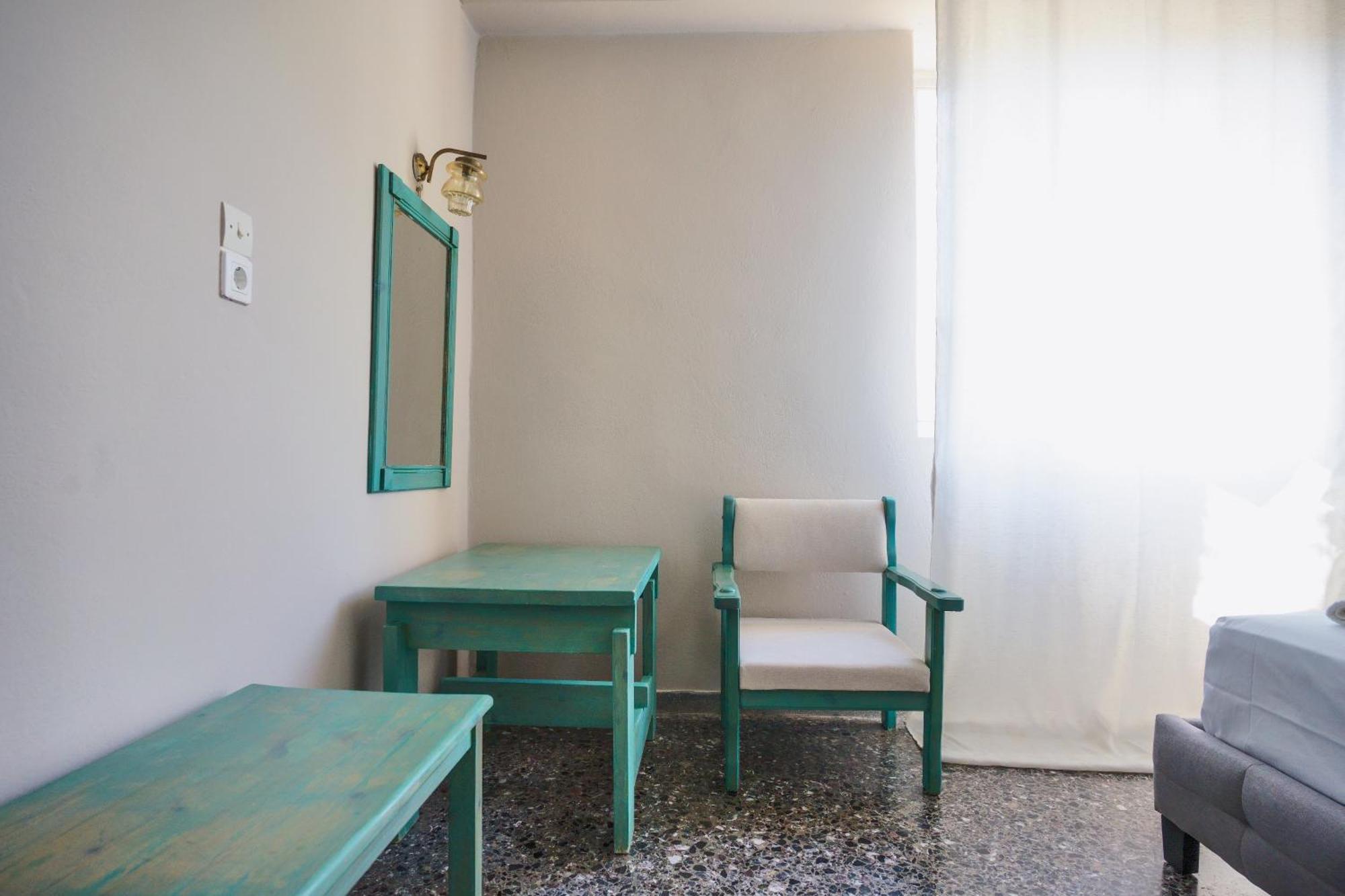 Hotel Korfos - Ξενοδοχείο Κόρφος Renovated エクステリア 写真