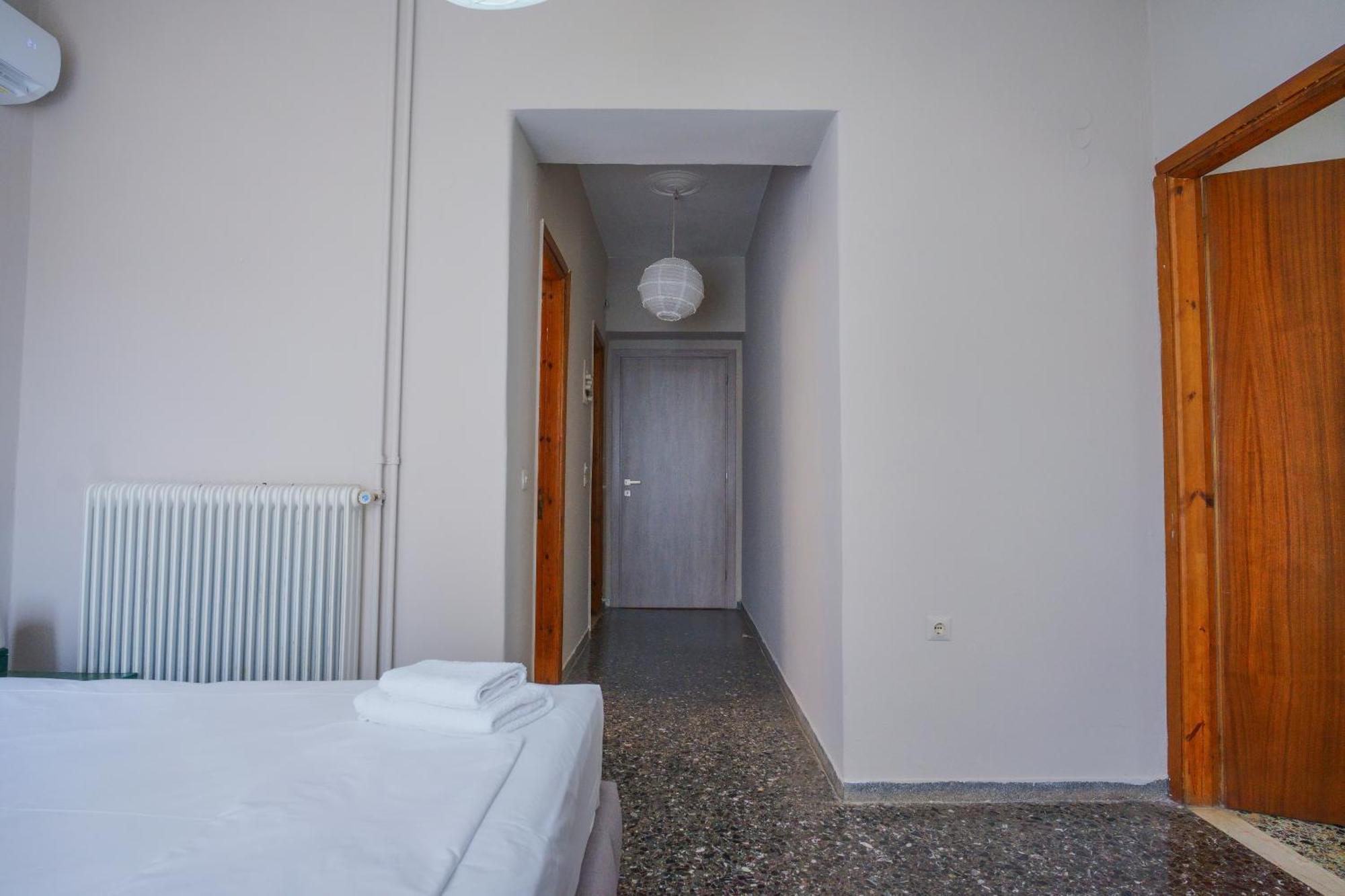 Hotel Korfos - Ξενοδοχείο Κόρφος Renovated エクステリア 写真
