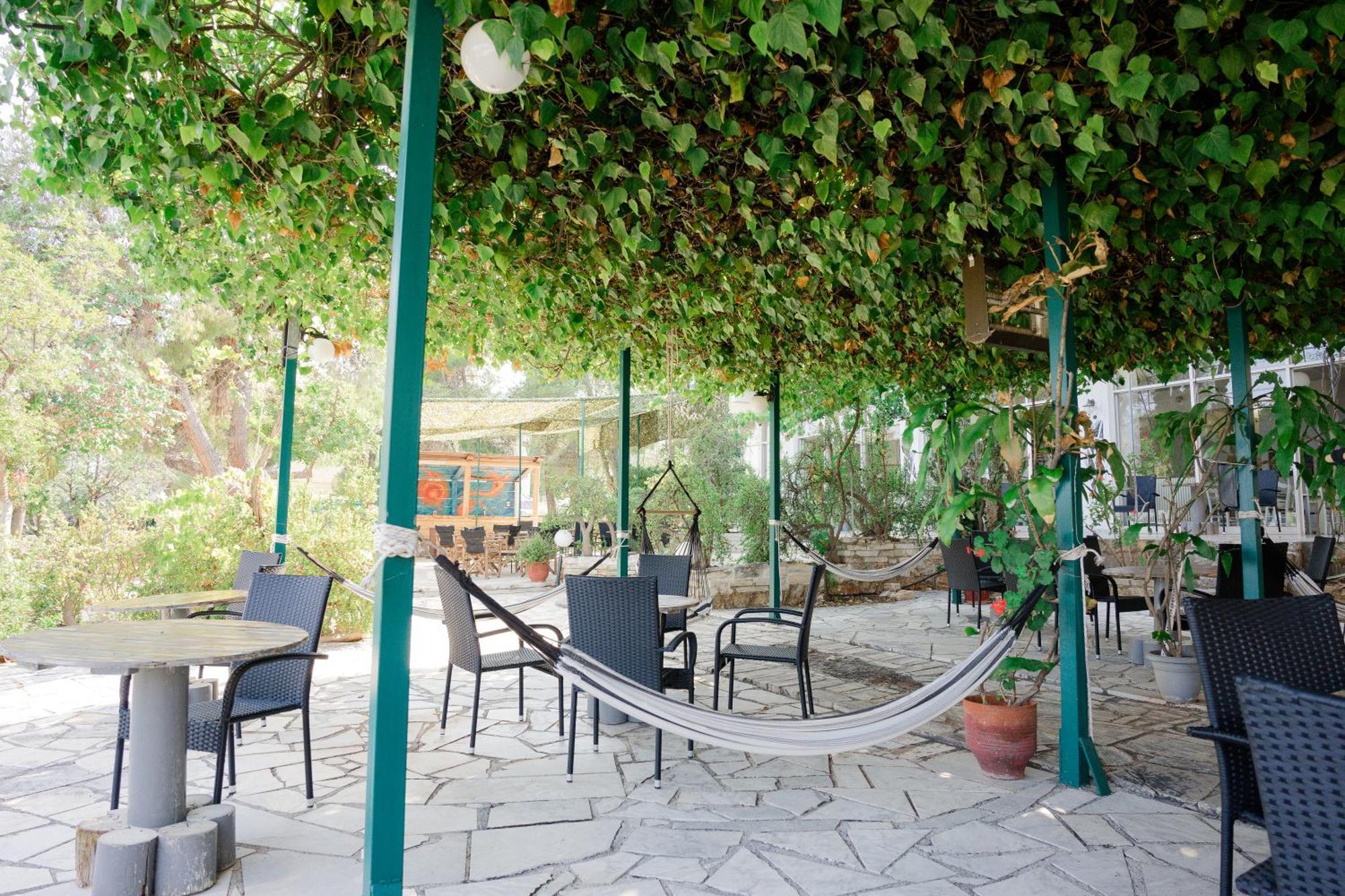 Hotel Korfos - Ξενοδοχείο Κόρφος Renovated エクステリア 写真
