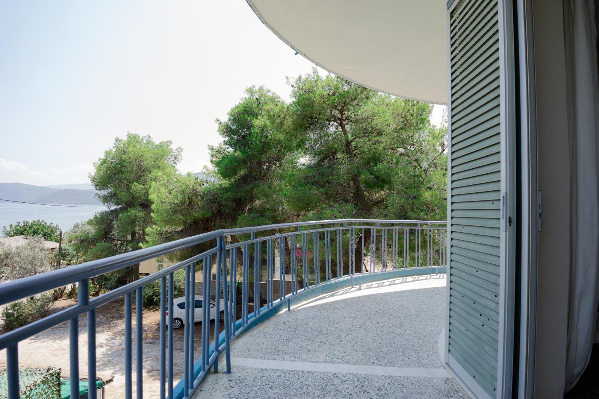 Hotel Korfos - Ξενοδοχείο Κόρφος Renovated エクステリア 写真