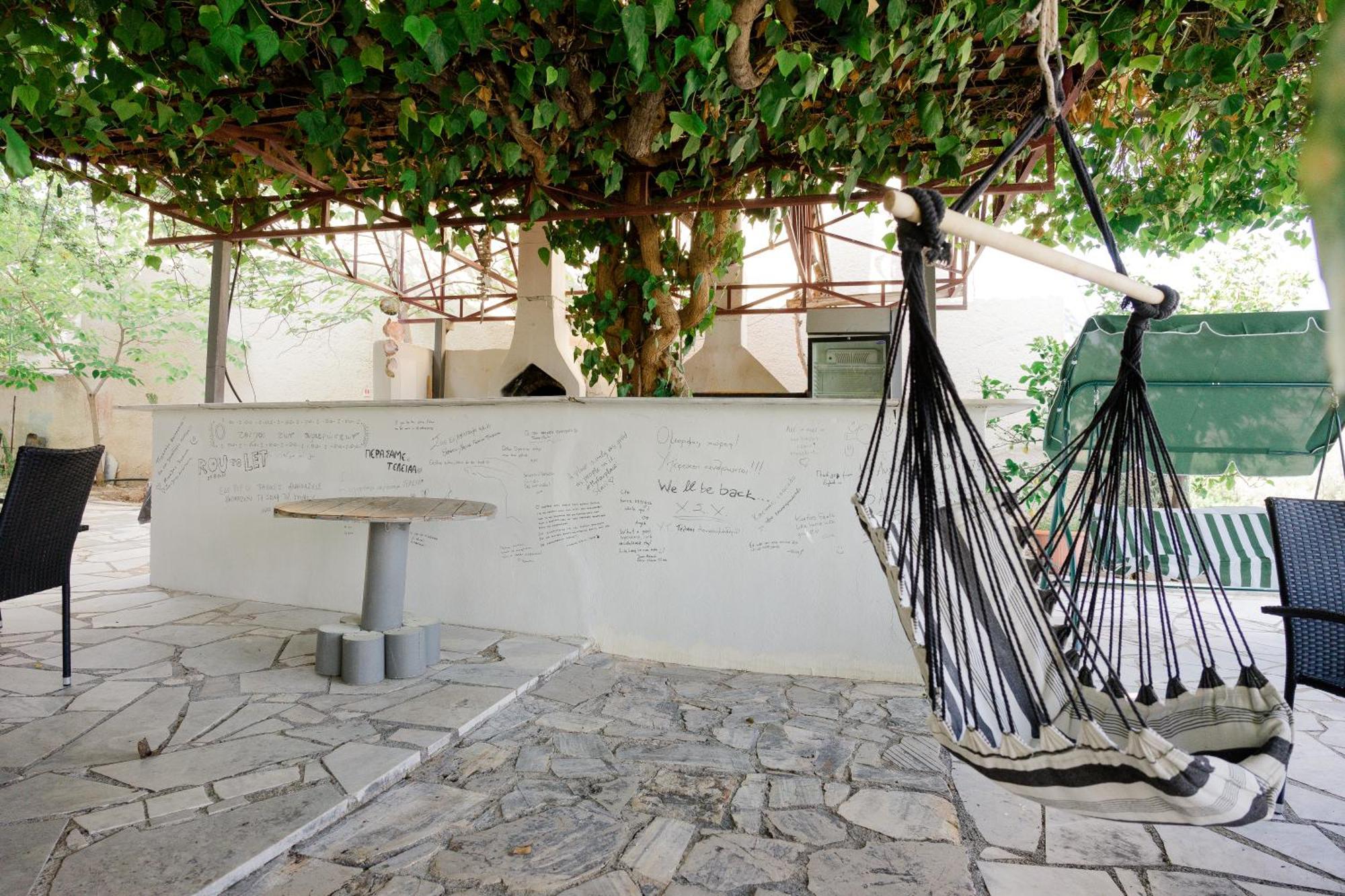 Hotel Korfos - Ξενοδοχείο Κόρφος Renovated エクステリア 写真