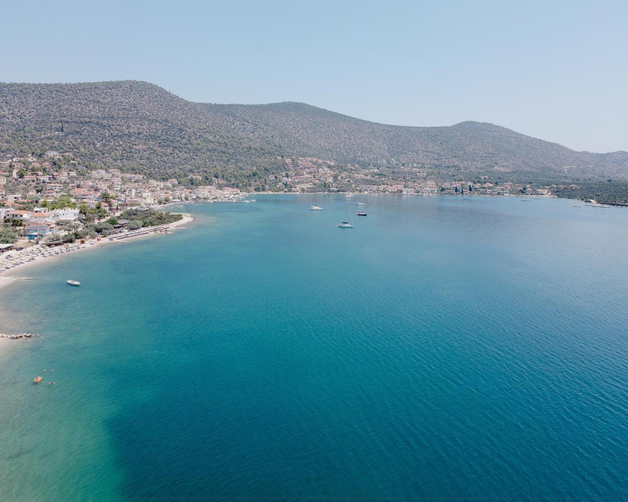 Hotel Korfos - Ξενοδοχείο Κόρφος Renovated エクステリア 写真