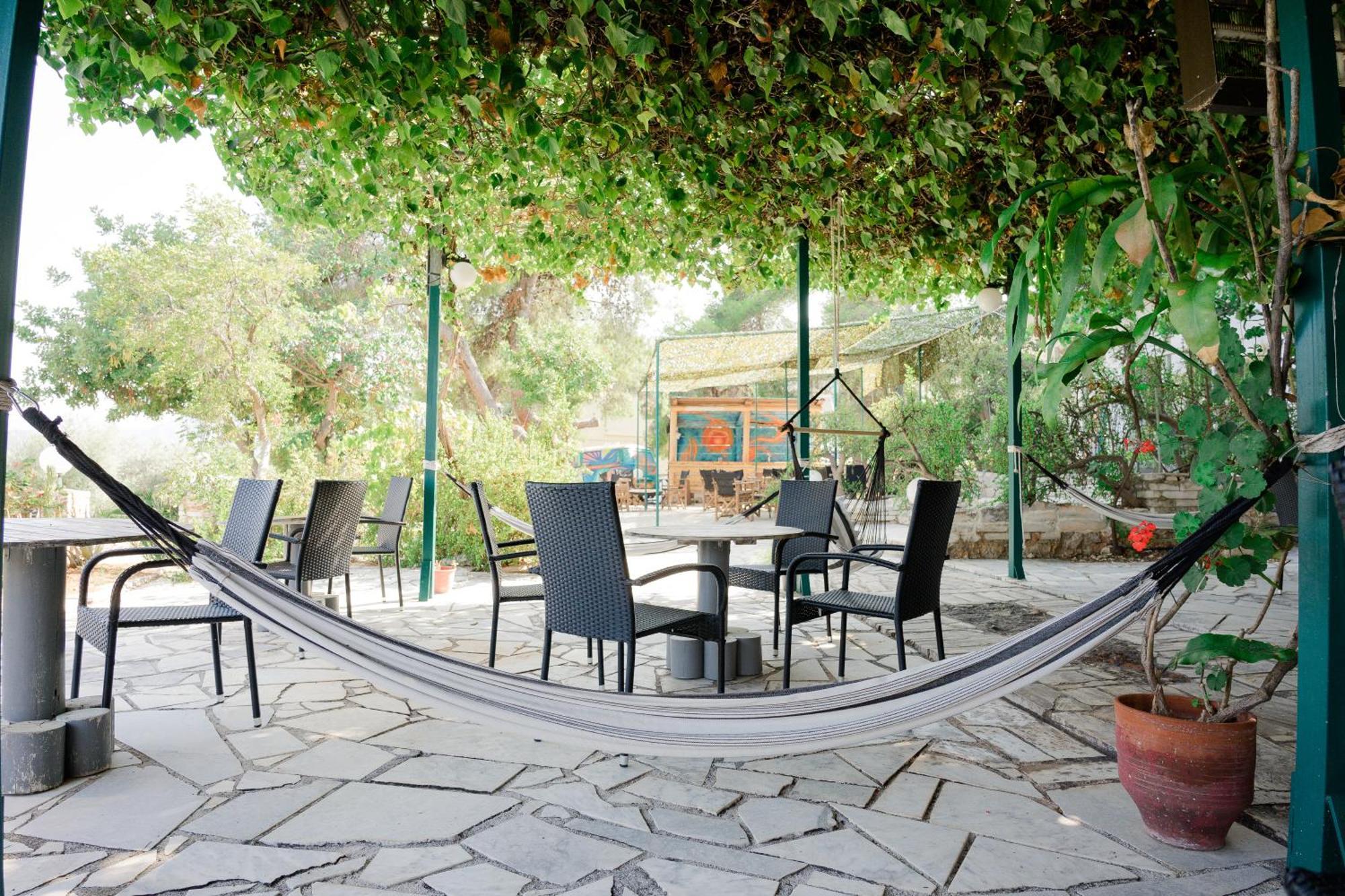 Hotel Korfos - Ξενοδοχείο Κόρφος Renovated エクステリア 写真
