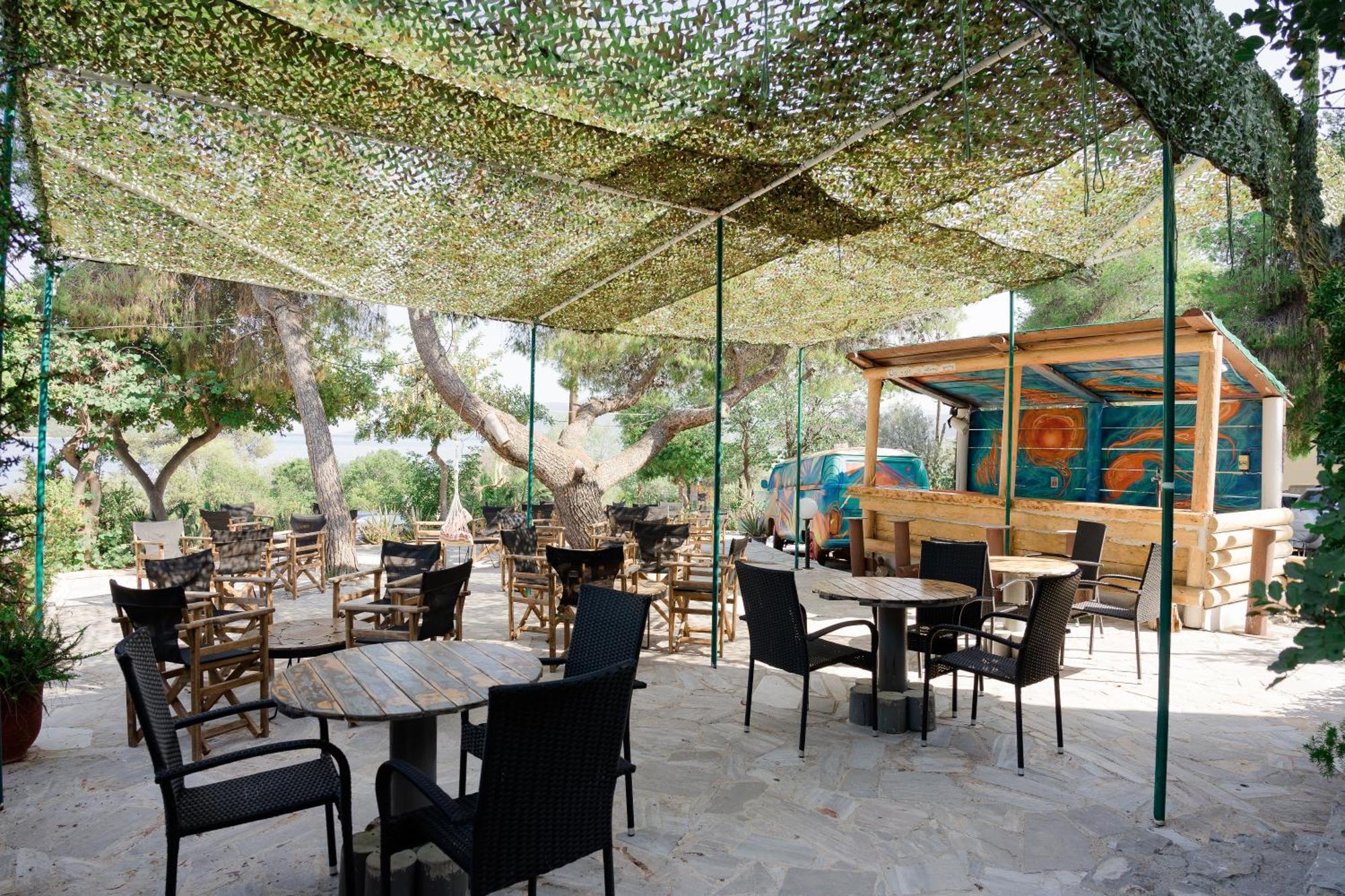 Hotel Korfos - Ξενοδοχείο Κόρφος Renovated エクステリア 写真