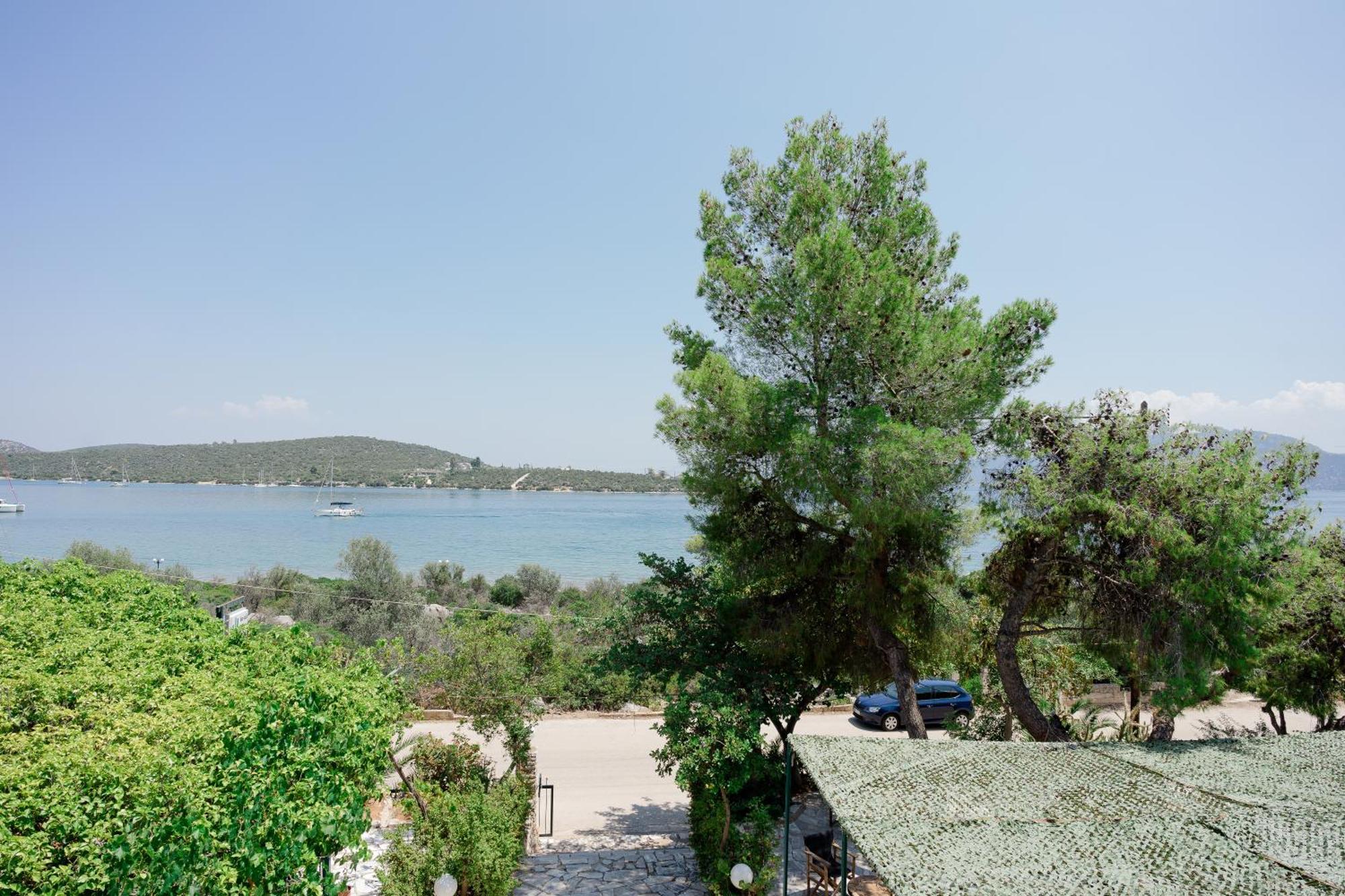 Hotel Korfos - Ξενοδοχείο Κόρφος Renovated エクステリア 写真